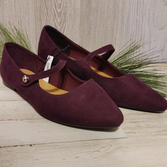 NWT Gap flat pointy toe slip on wine color shoe sz 8 - Picture 2 of 9